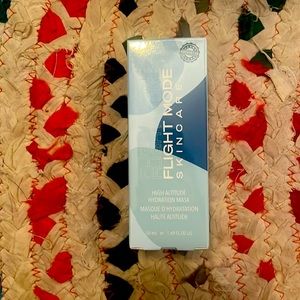 Flight Mode Hydration Mask